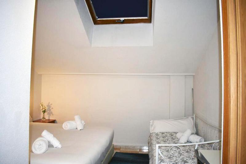 Hotel El Ancla Villanueva de la Cañada Esterno foto