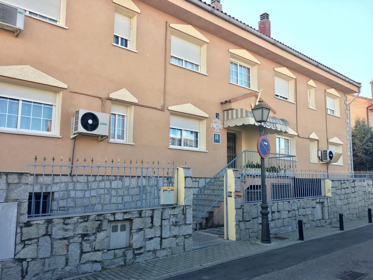 Hotel El Ancla Villanueva de la Cañada Esterno foto